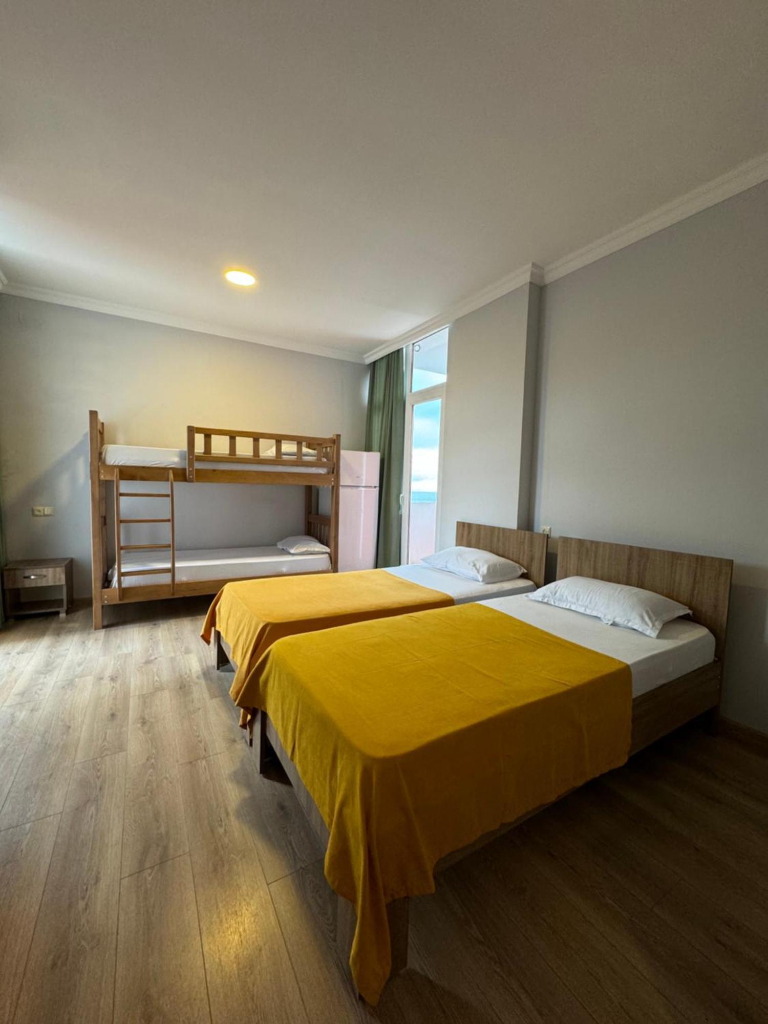Apartamento Colibri Batumi Exterior foto