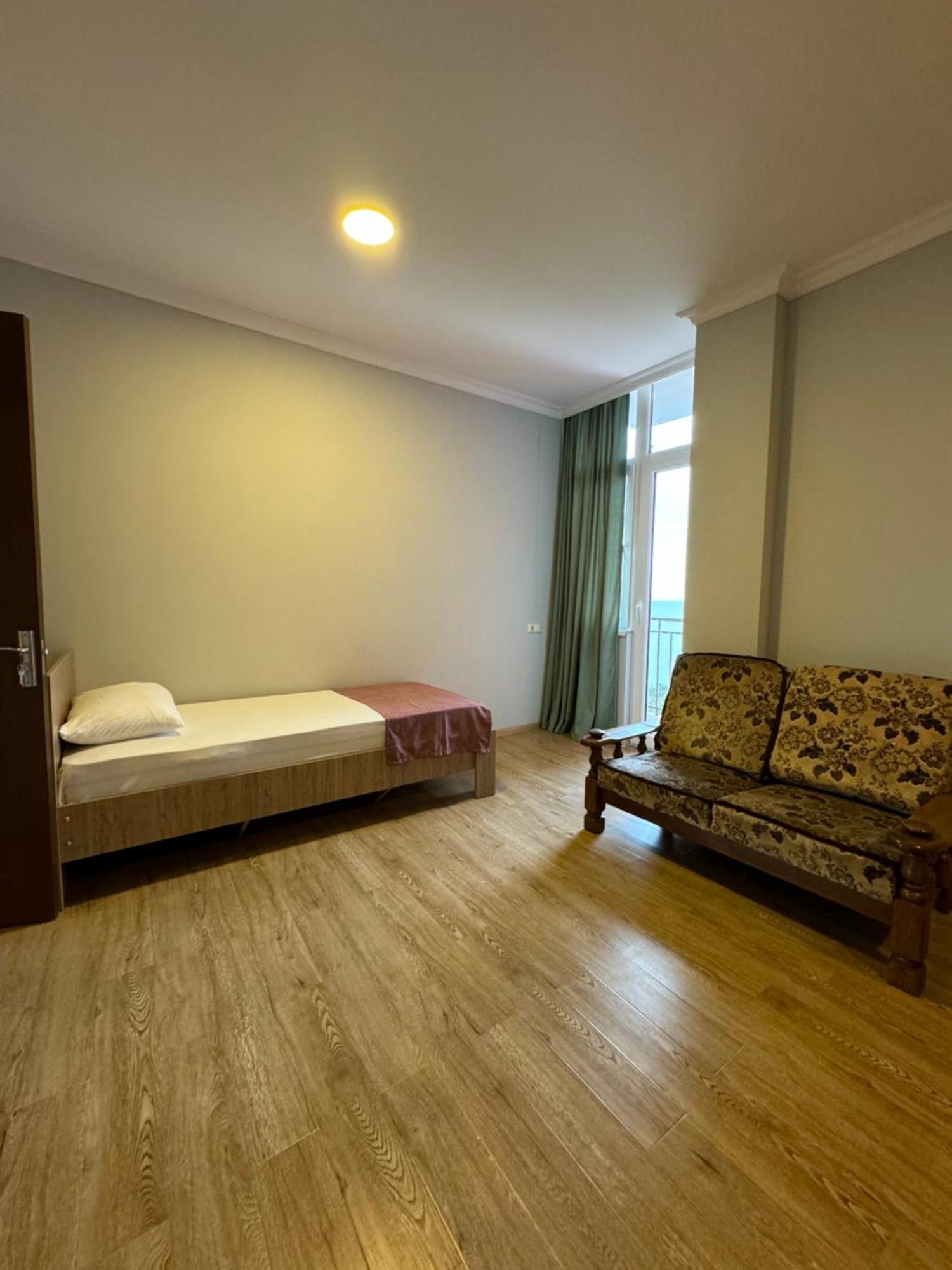 Apartamento Colibri Batumi Exterior foto