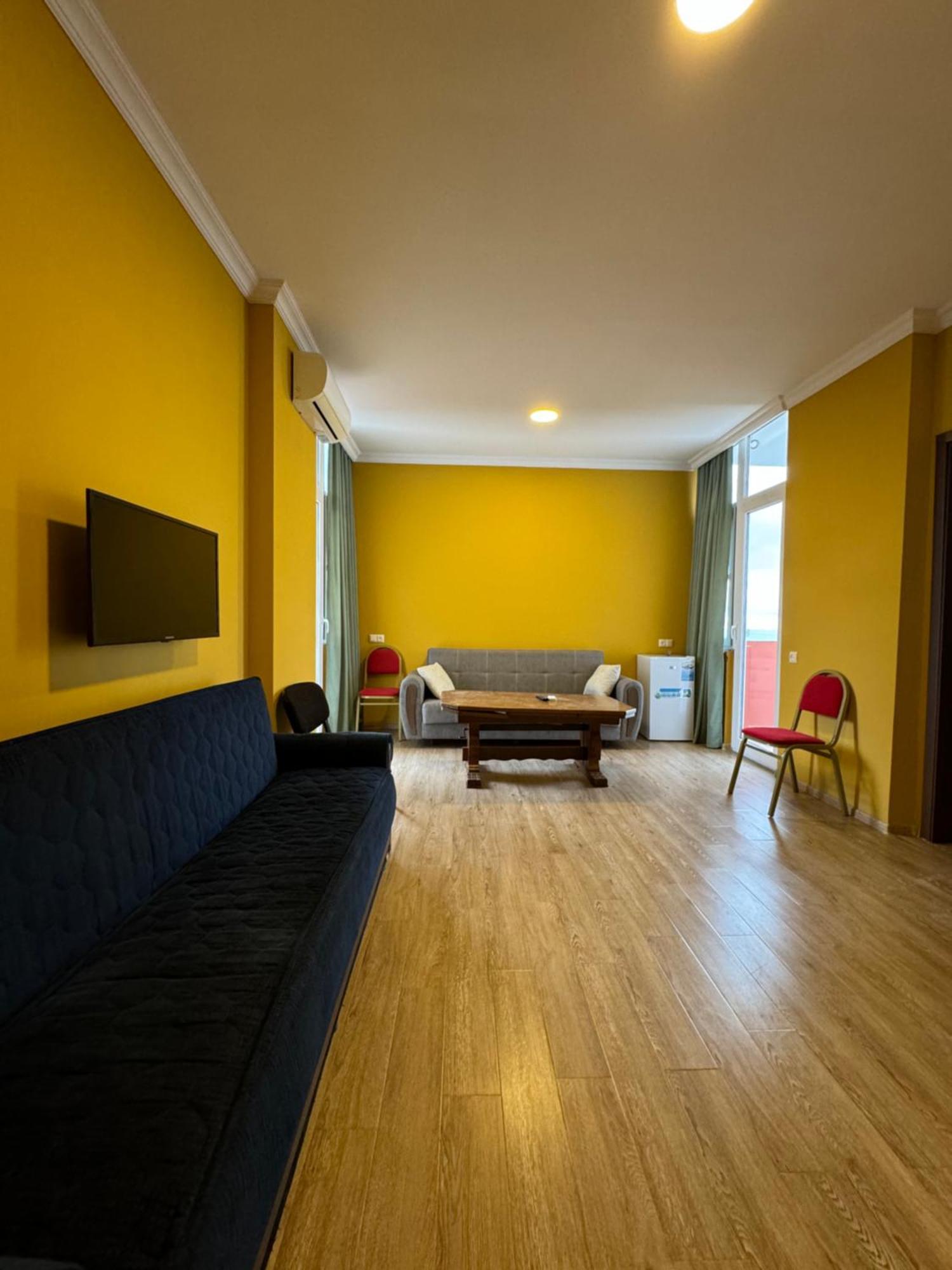 Apartamento Colibri Batumi Exterior foto