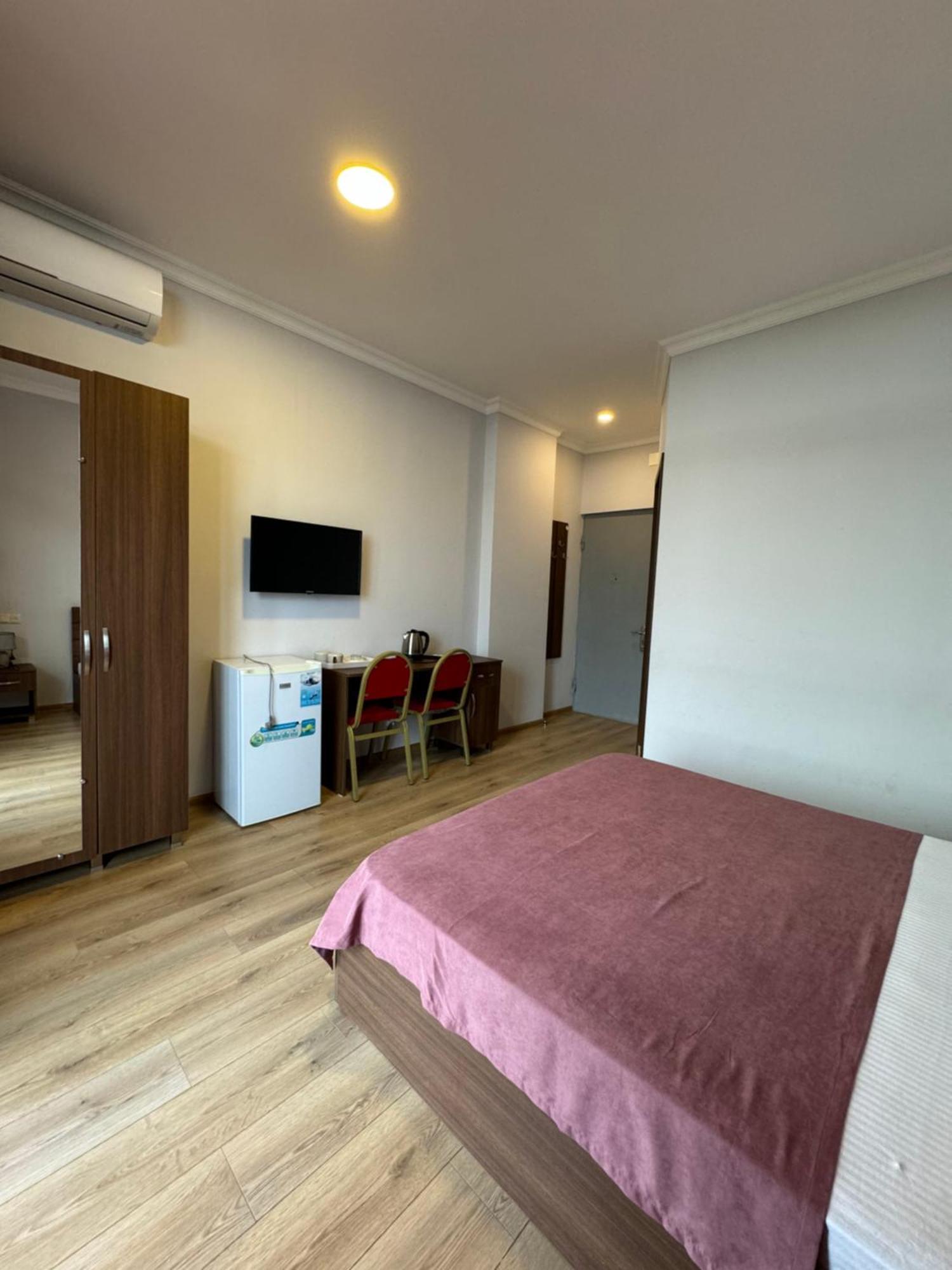Apartamento Colibri Batumi Exterior foto