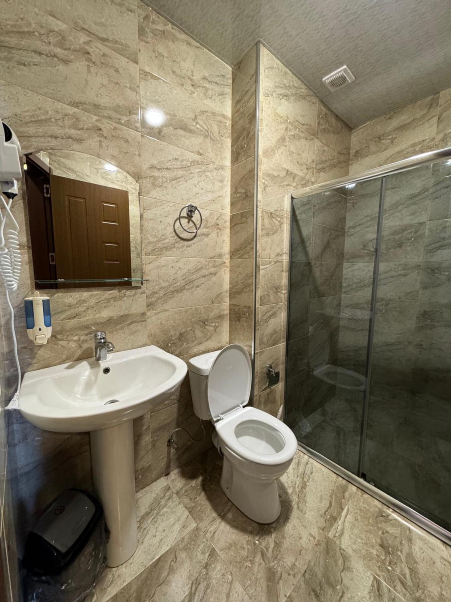 Apartamento Colibri Batumi Exterior foto