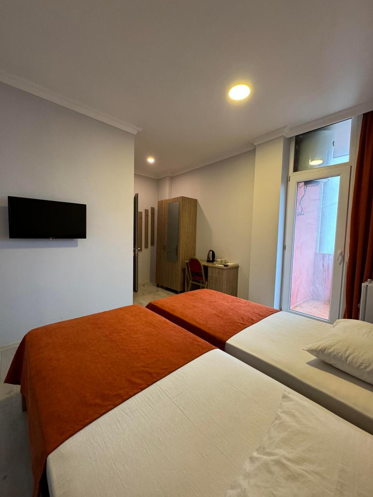 Apartamento Colibri Batumi Exterior foto